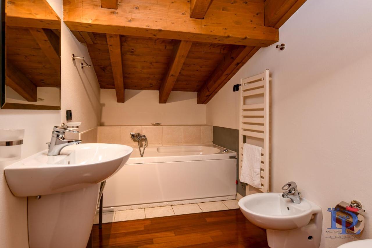 Desenzanoloft Official Partner Marriott Homes & Villas - Paradise Lake View In A 5 Pools Exclusive Residence Desenzano del Garda Exterior foto