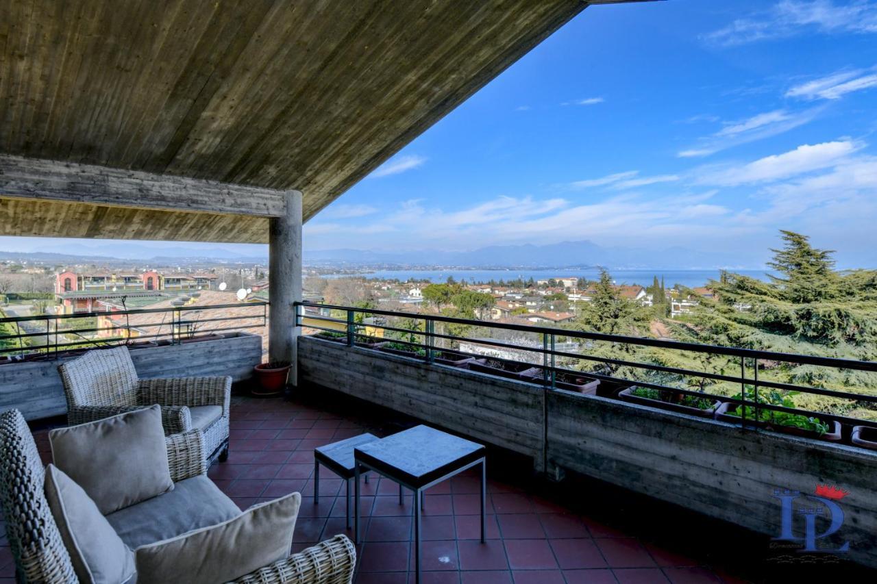 Desenzanoloft Official Partner Marriott Homes & Villas - Paradise Lake View In A 5 Pools Exclusive Residence Desenzano del Garda Exterior foto